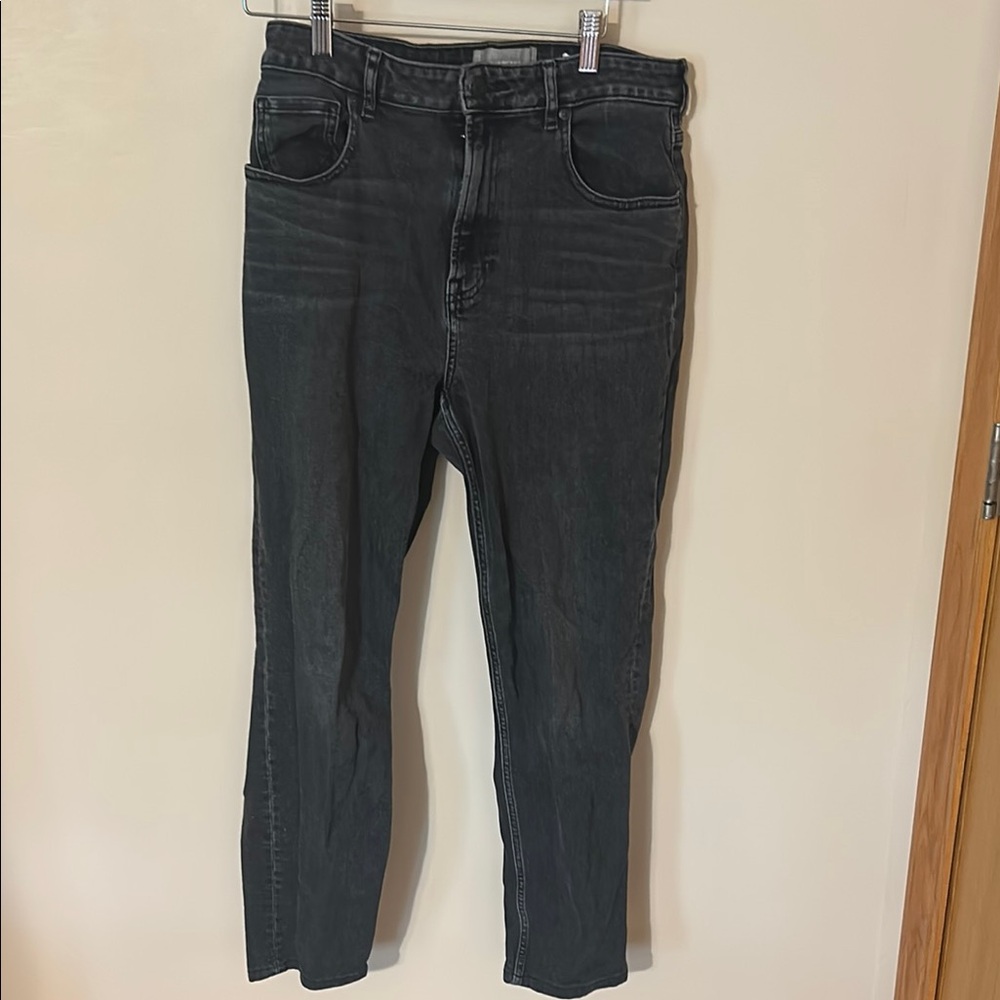 Everlane the curvy cheeky Jean size 31 regular